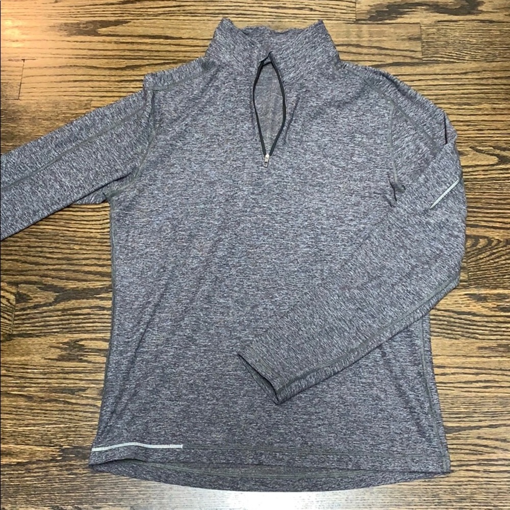 Men’s Lululemon charcoal gray half zip